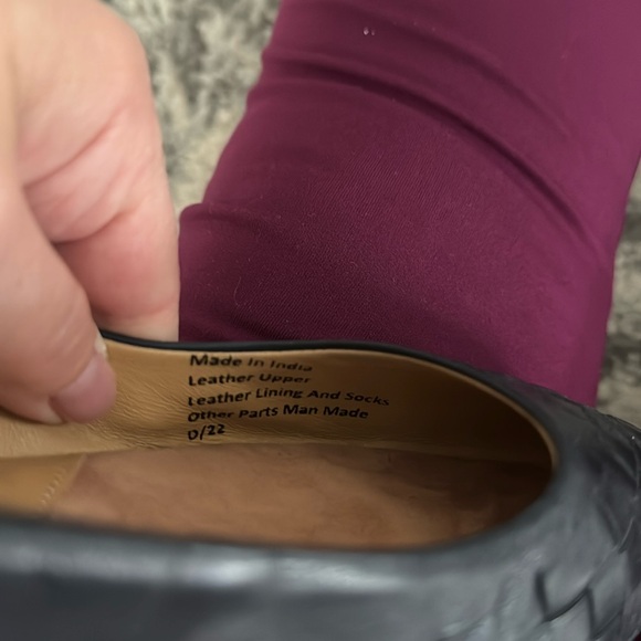 VGUC Trotters Dark Navy Estee Woven 7M - Picture 12 of 13